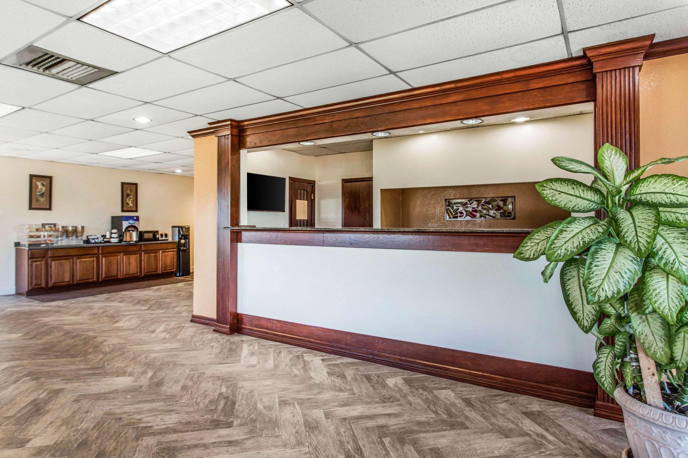 Super 8 By Wyndham Rocky Mount I-95 Exit 145 Hotell Battleboro Eksteriør bilde